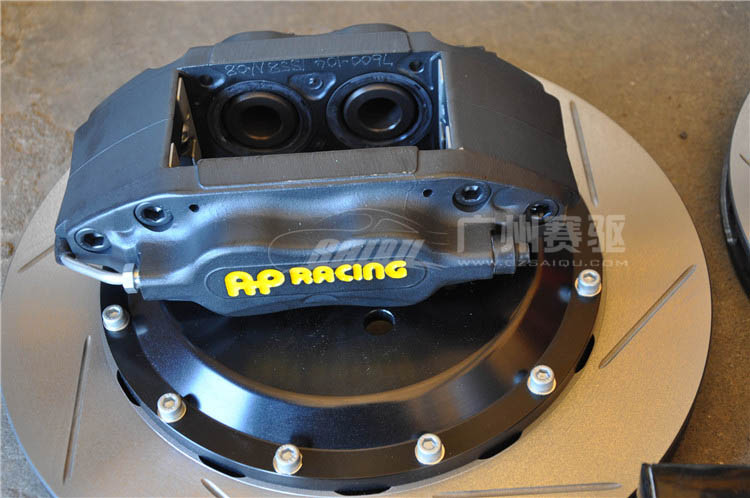 豐田漢蘭達(dá)剎車改裝升級AP7600剎車套件